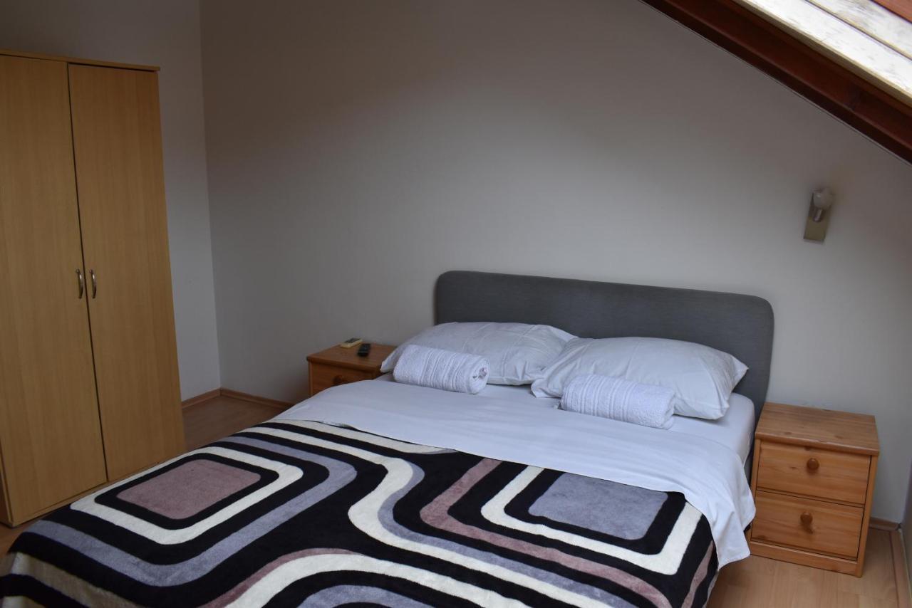 Favela Hostel 자그레브 외부 사진